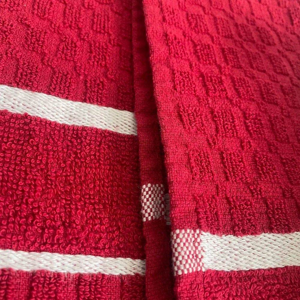 Embroidered Red and White Faith Heart Hand Towel Kitchen Towels NWOT 100% Cotton
